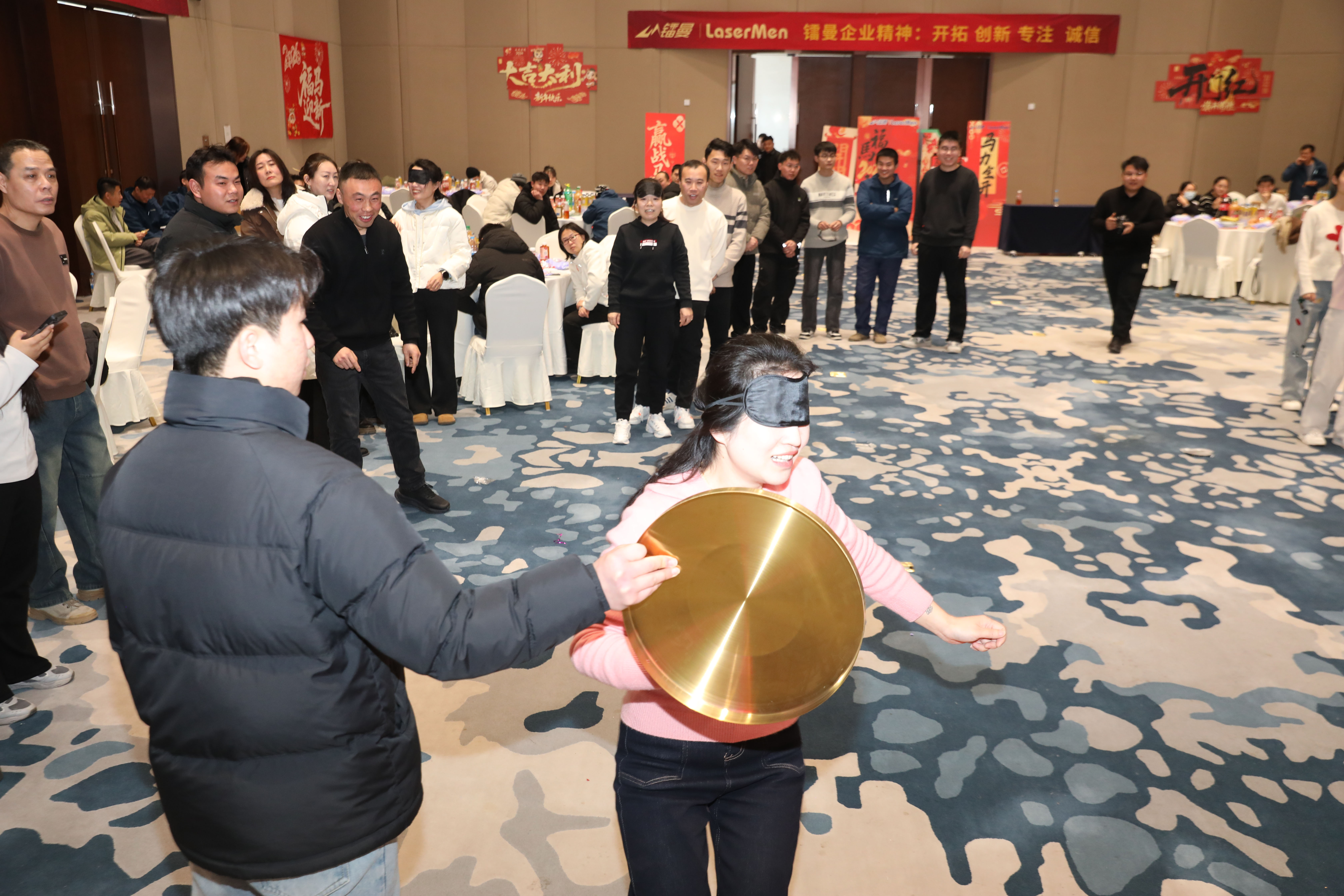 鐳曼激光切割機(jī)